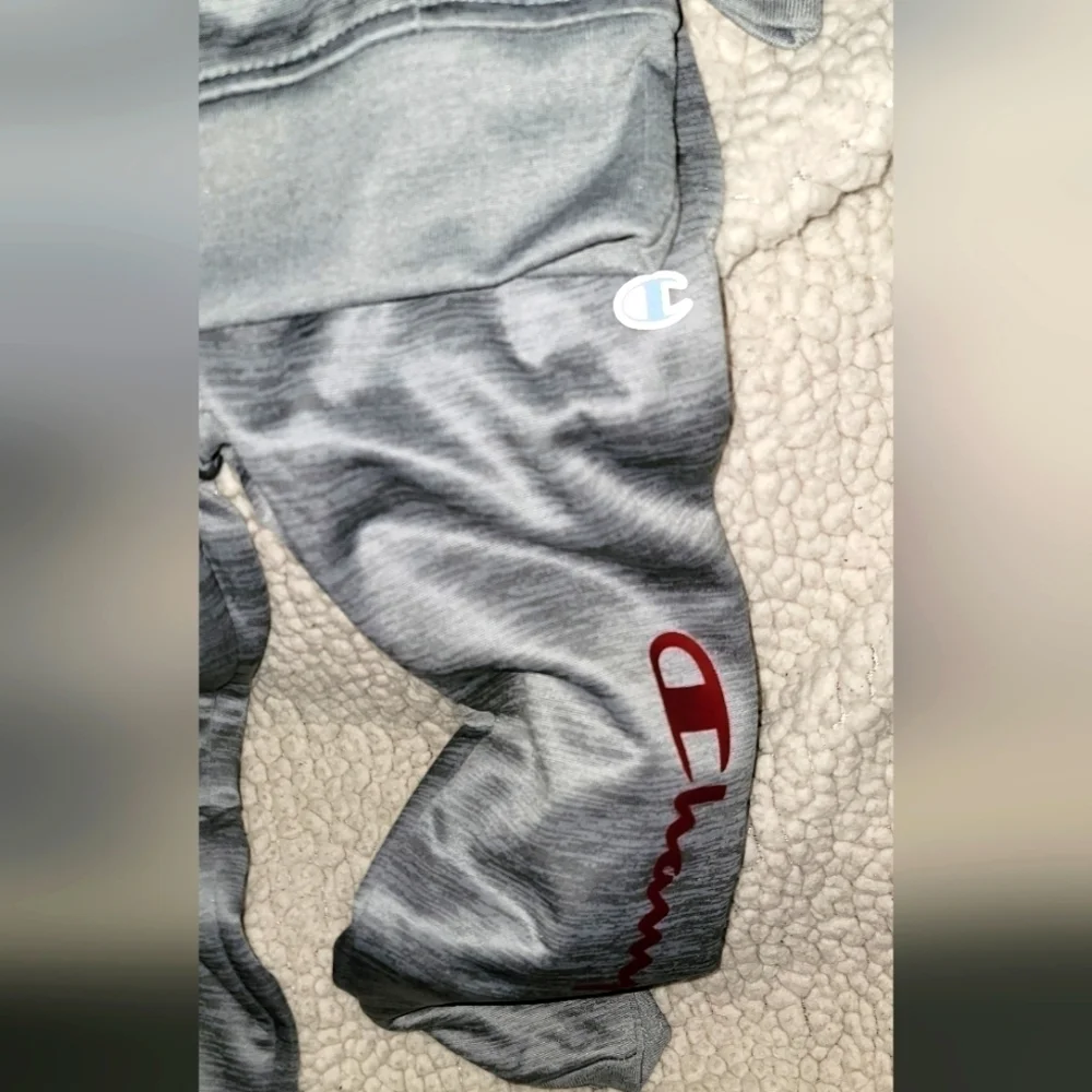BOYS CHAMPION HOODIE AND JOGGER SET - Picture 3 of 5